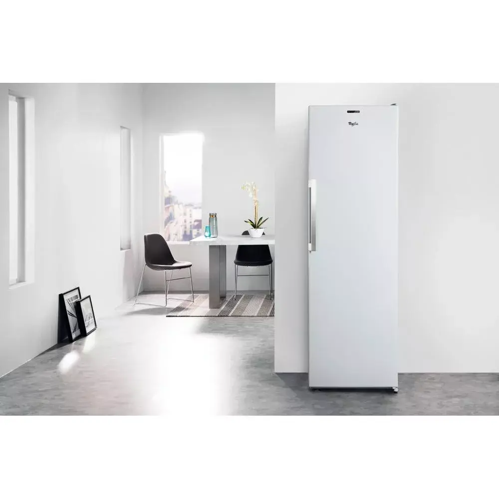 Whirlpool SW8 AM2Y WR brīvstāvošais ledusskapis 364 L Photo 4