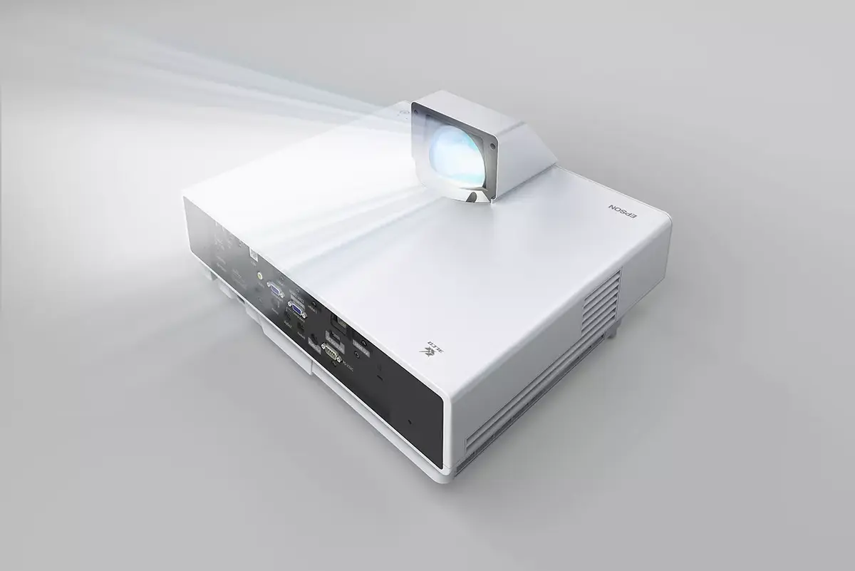 Ultra short throw projector Epson EB-800F Photo 8
