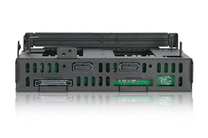Drive Bay Panel Icy Dock MB732SPO-B Photo 2