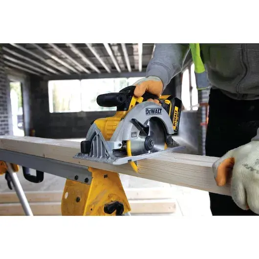 Дисковая пила DeWalt DCS391NT-XJ 18В Photo 2