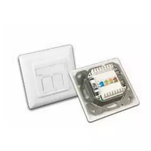 Sienas kontaktligzda Wirewin DD-TRIO-C6 UP2 WS Balta