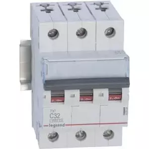 Автоматический выключатель Legrand Tx3 LS C32A 3-полюсный 6 кА (модель 403548)