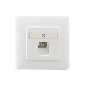 Розетка RJ-45 Rutenbeck 138112030 Белая