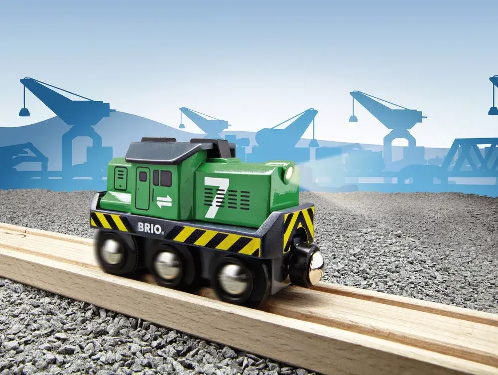 BRIO Freight Battery Engine train by Ravensburger Photo 2
