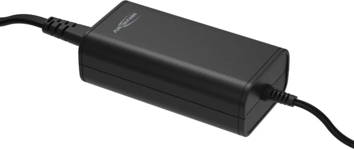 Jaudas adapteris/invertors Ansmann APS 2250L iekštelpās