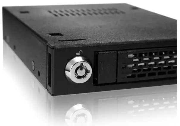 Панель для дисков Icy Dock MB991SK-B Photo 4