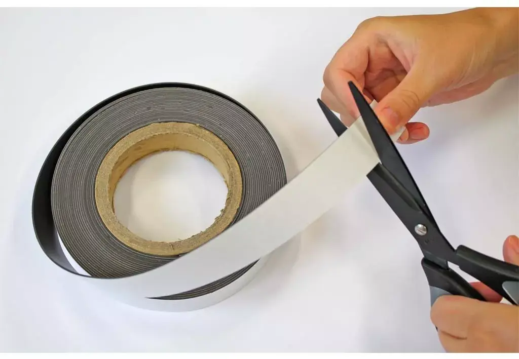 Self-adhesive magnetic strip MAUL 6156109 Photo 3