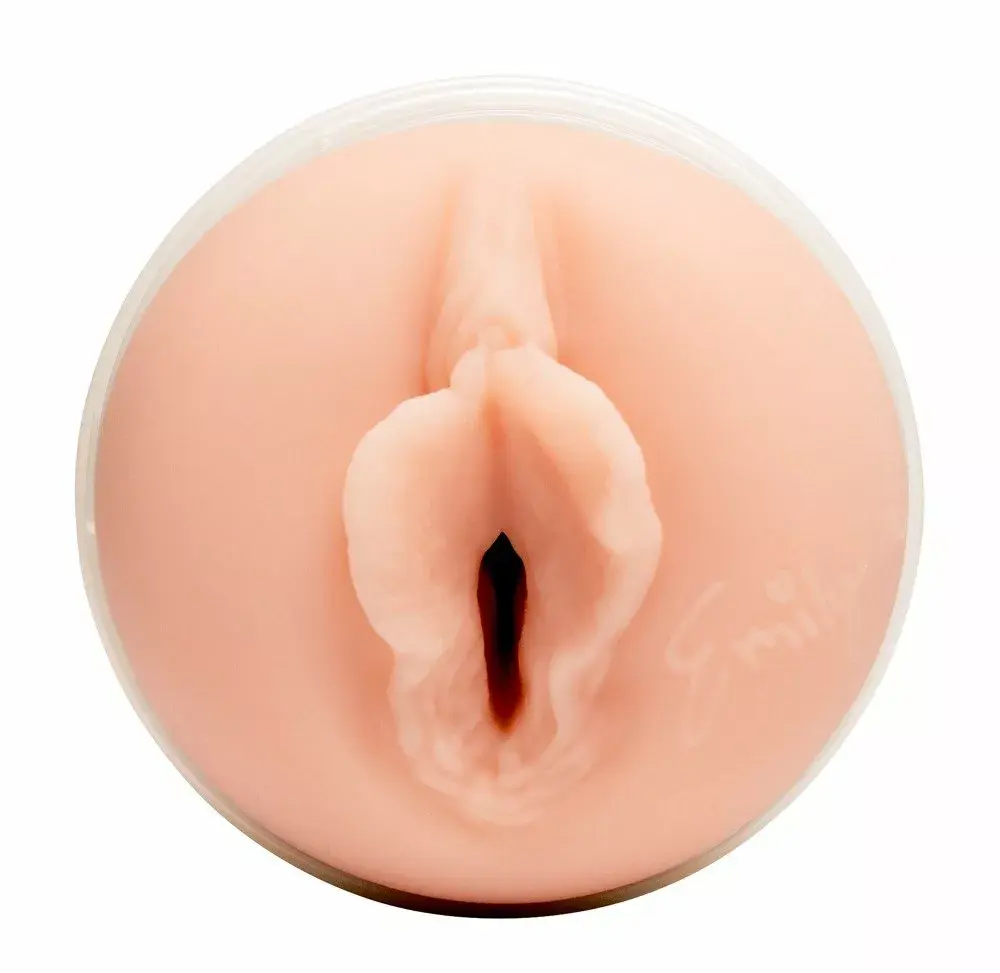Masturbator Fleshlight Emily Willis Squirt Flashlight Photo 4