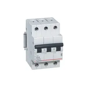 Автоматический выключатель Legrand 419169 B16A 3P 6kA – 16 А, 3-полюсный, отключающая способность 6 кА
