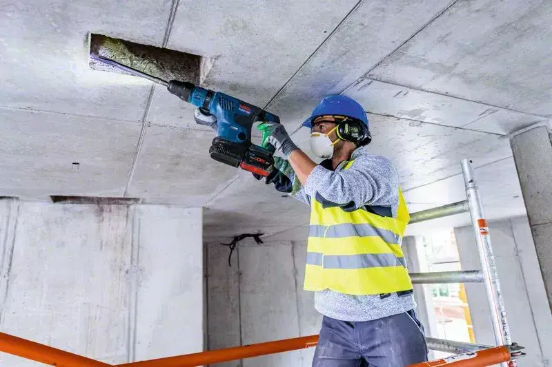 Перфоратор Bosch GBH 18V-36 C Professional Photo 5