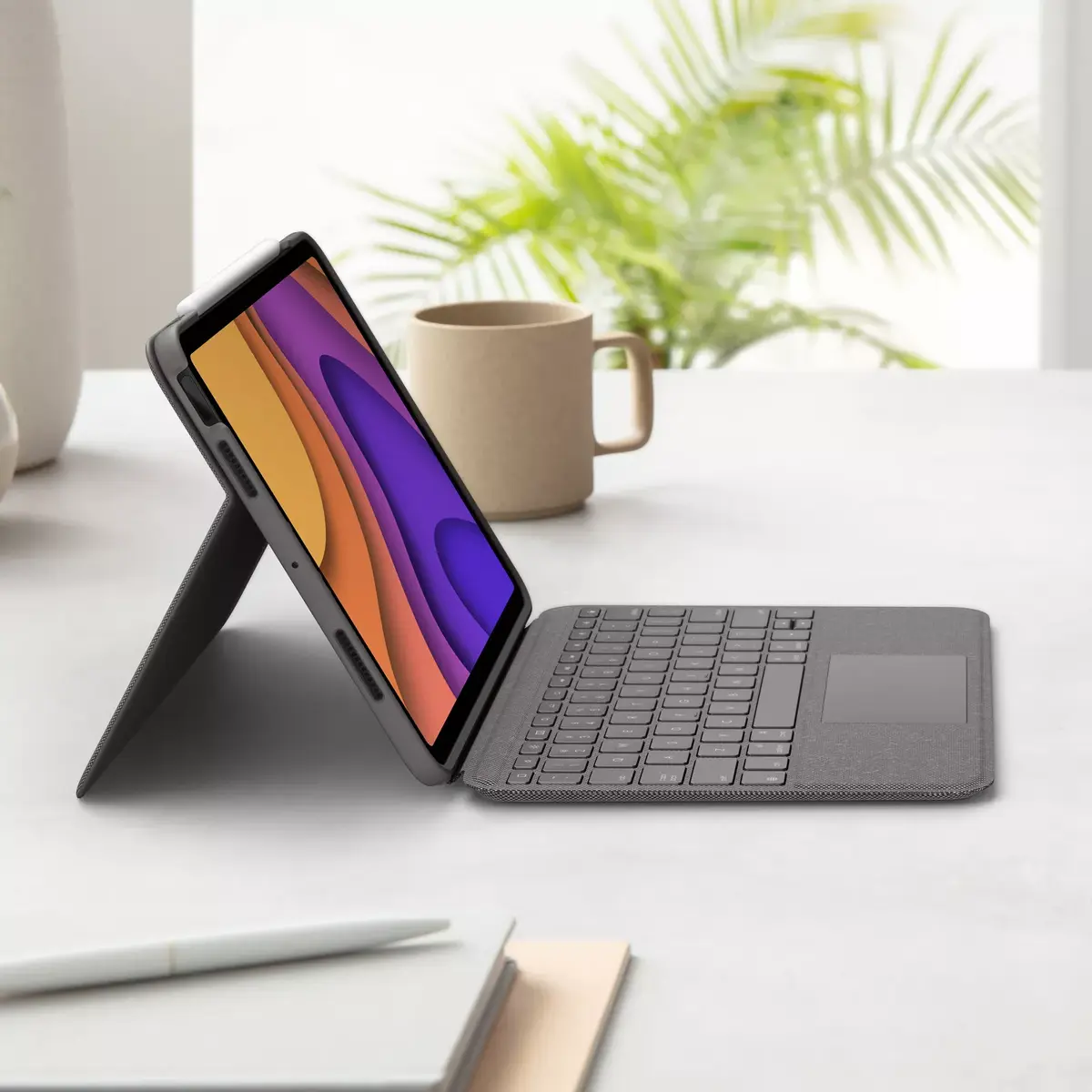 Keyboard Logitech Folio Touch for iPad Air Photo 8
