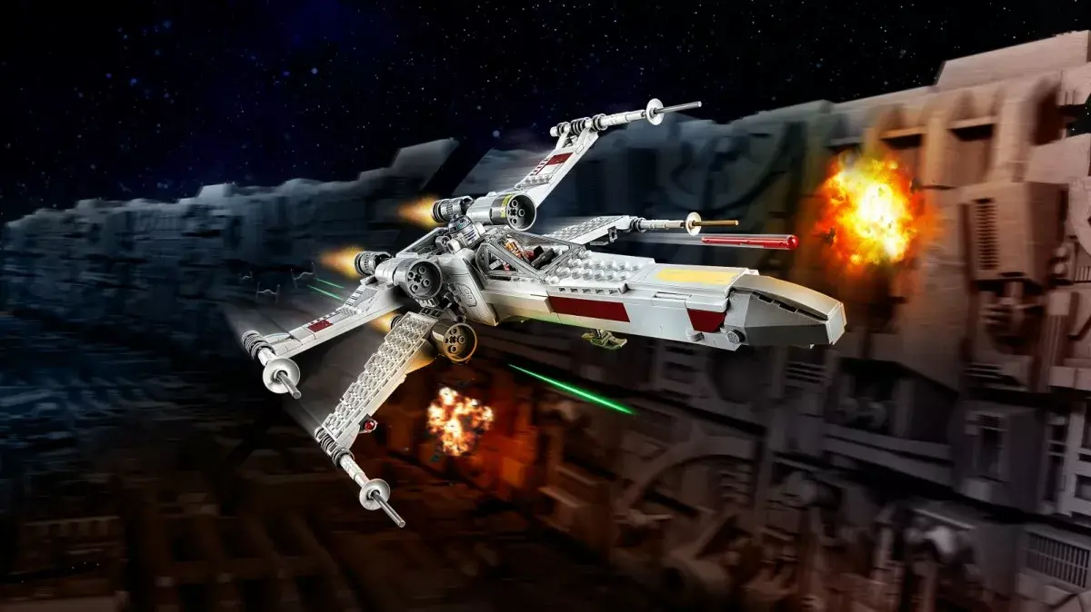 LEGO Star Wars Luke Skywalker's X-Wing Fighter 75301 Photo 9