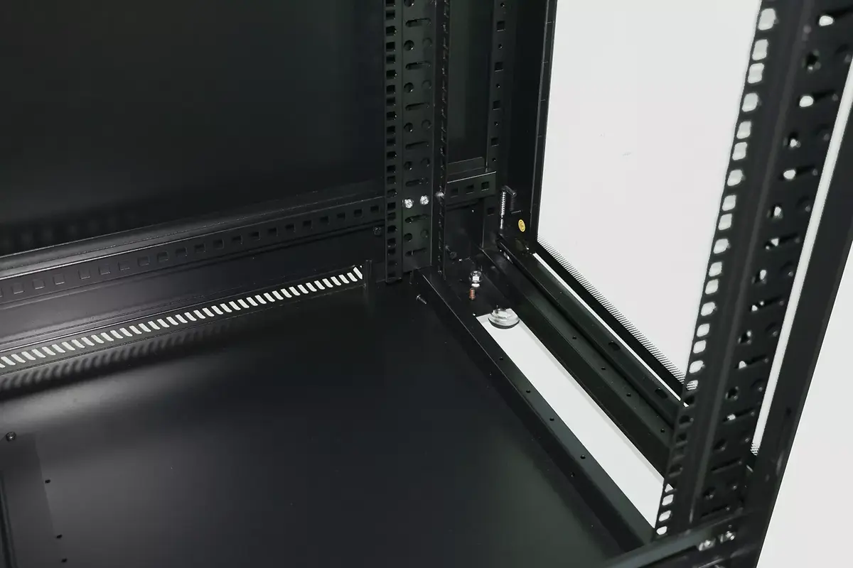 Brīvi stāvošs racks Extralink Rackmount cabinet 37U 600x800 Black Photo 7