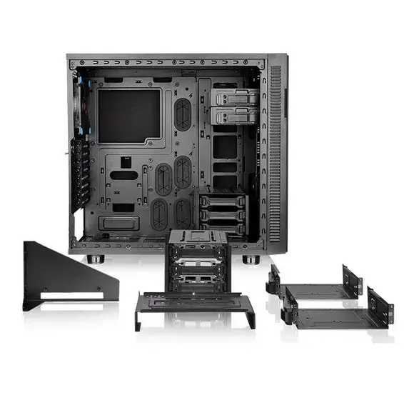 Компьютерный корпус Thermaltake Suppressor F31 Photo 2