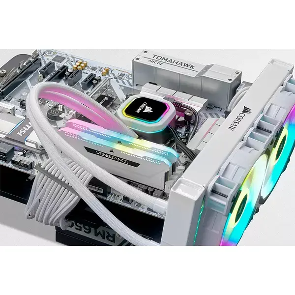 Модуль памяти Corsair 16ГБ CMH16GX4M2E3200C16W Photo 2