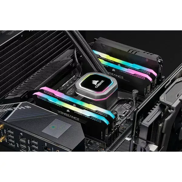 Atmiņas modulis Corsair 32GB CMH32GX4M4E3200C16 Photo 2