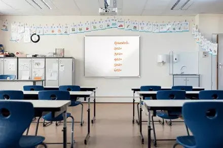 Whiteboard NOBO Premium Plus 696 x 386 mm Photo 6