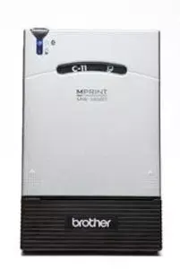 Etiķešu printeris Brother MW-145BT — tiešā termo drukāšana, 300 x 300 DPI, vadu un bezvadu, Li‑Ion, sudraba/melnā