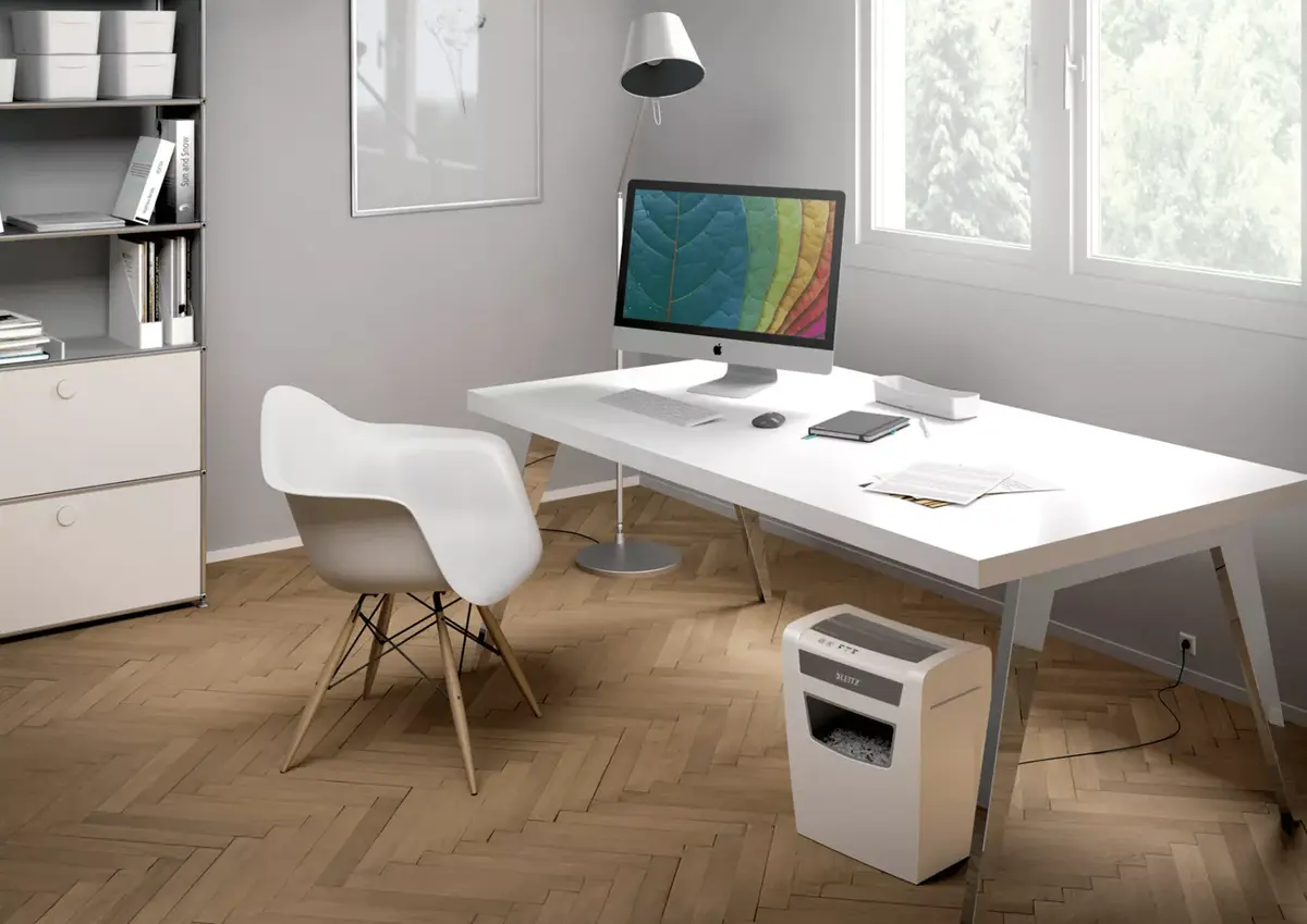LEITZ IQ Home Office P-4 smalcinātājs Photo 8