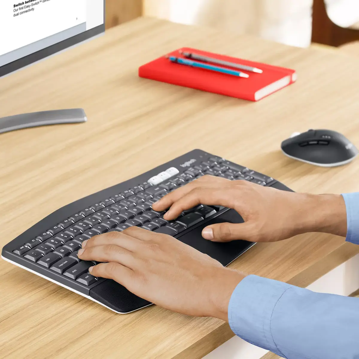 Bezvadu tastatūras un peles komplekts Logitech MK850 Performance Photo 8