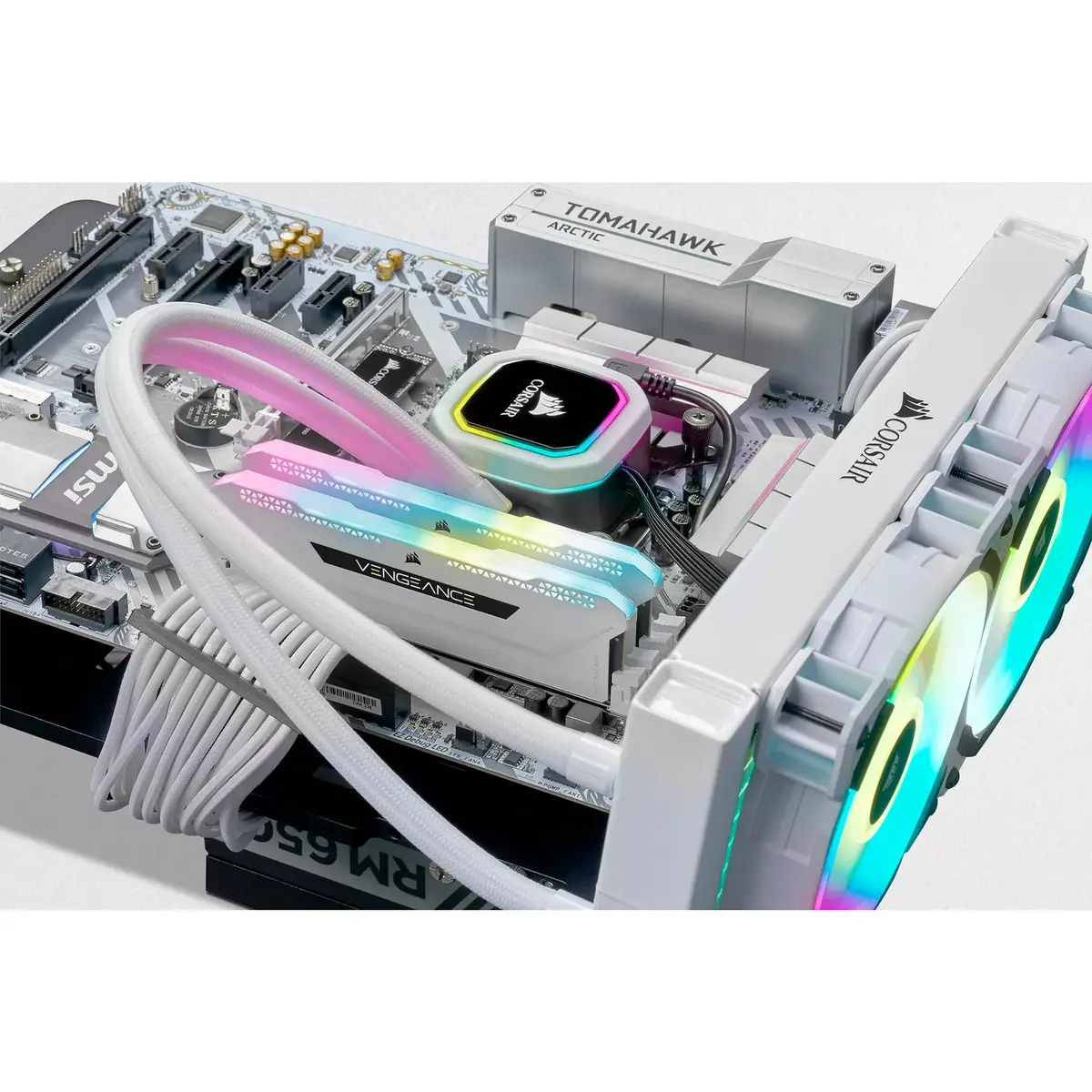 Atmiņas modulis Corsair 32GB CMH32GX4M2E3200C16W Photo 2