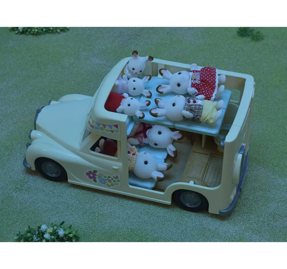 Epoch Sylvanian Families Family Campervan rotaļlieta Photo 10
