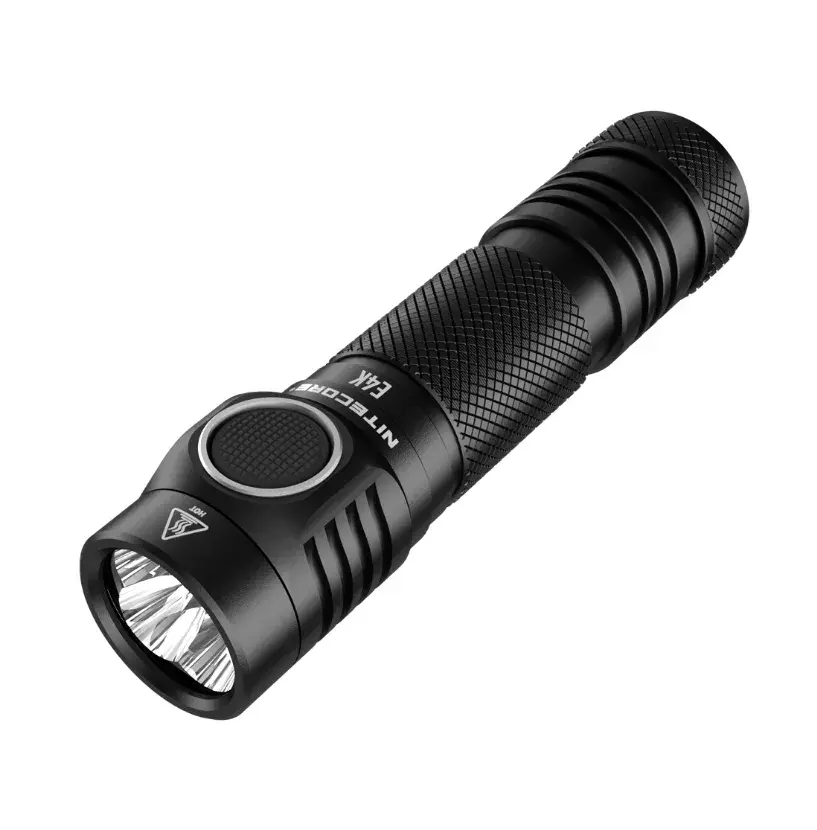 Nitecore E4K hand flashlight Photo 2
