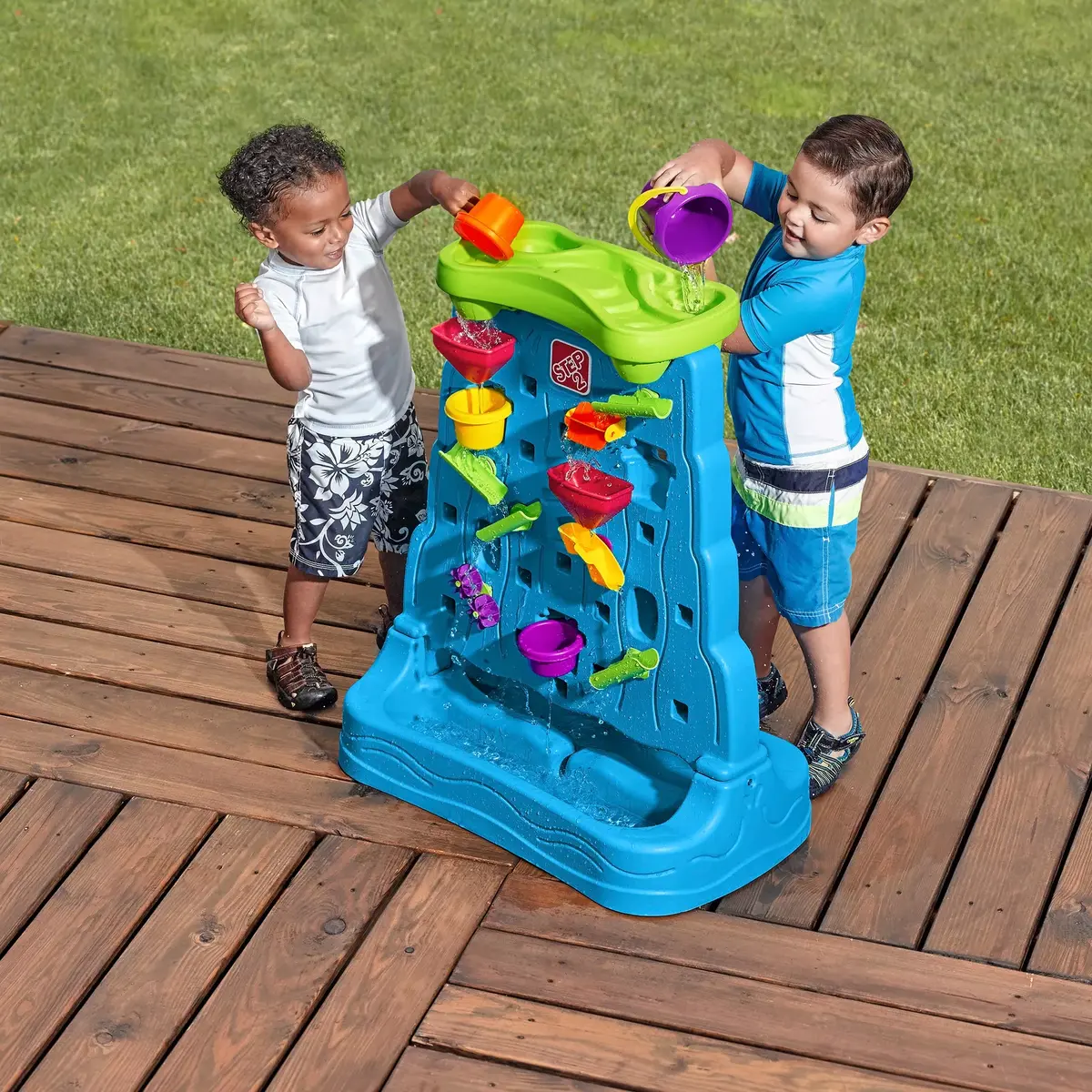 Step 2 Waterfall Discovery Wall ūdens galds Photo 10