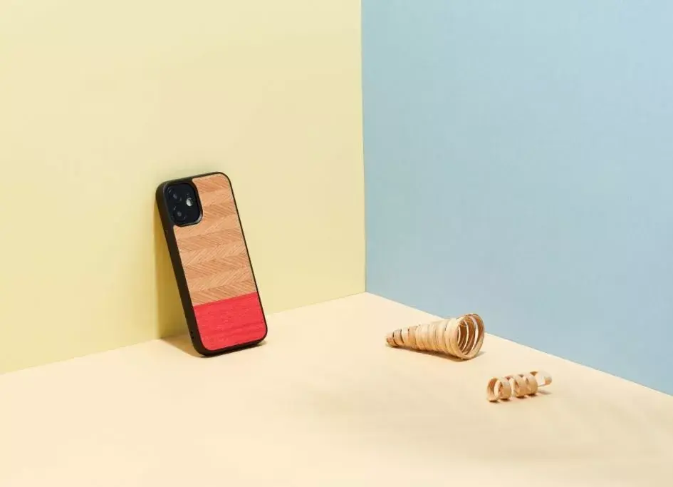 Man and Wood iPhone 12 mini case Photo 4