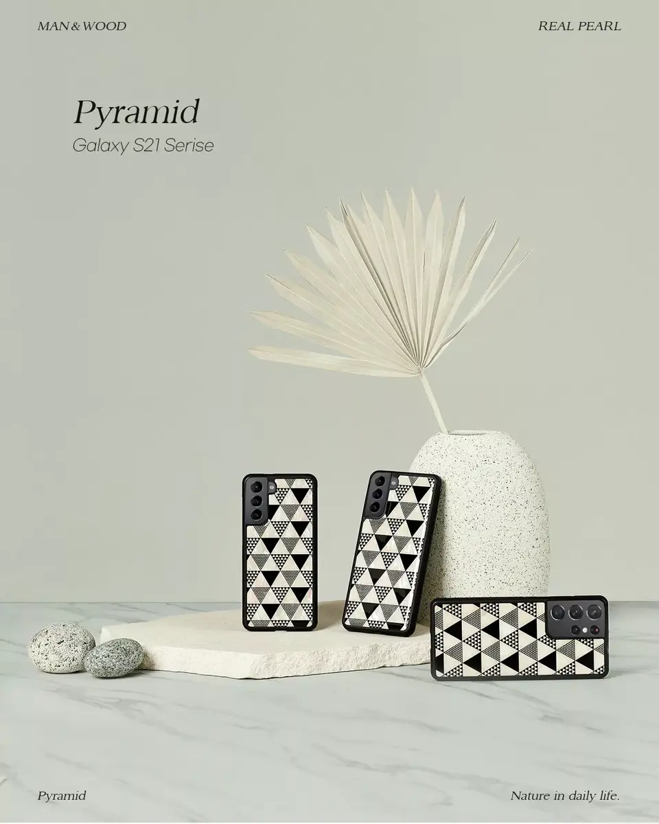 iKins phone case for Samsung Galaxy S21+ — pyramid black Photo 3