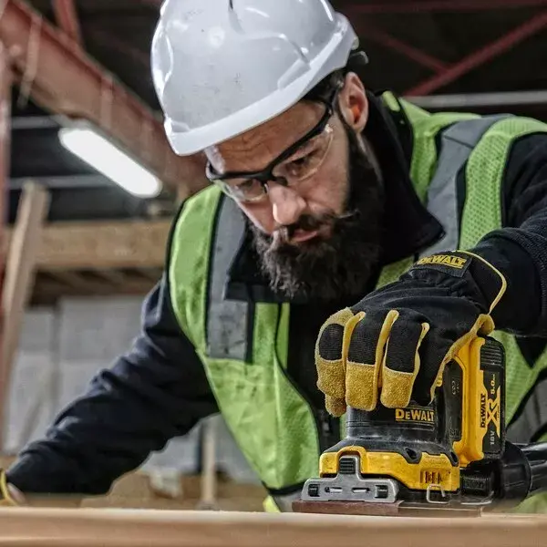 DeWalt DCW200NT-XJ листовой шлифовальник 18В Photo 3