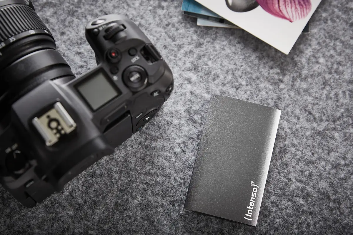 Внешний SSD накопитель Intenso Premium 256GB Photo 6