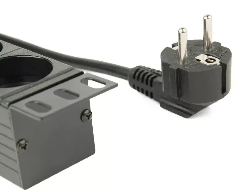 GEMBIRD EG-PDU-014 PDU — 8× Type F, 16 A Photo 2