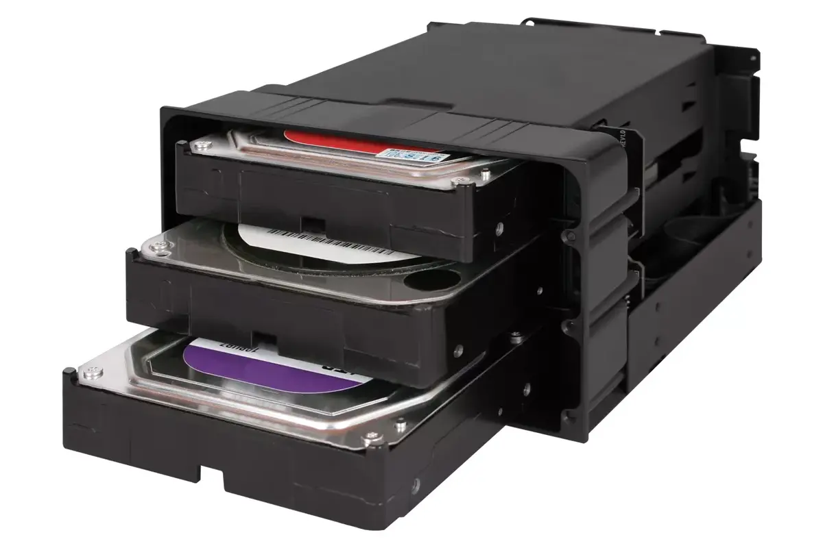 HDD korpuss Icy Dock MB830SP-B Photo 8
