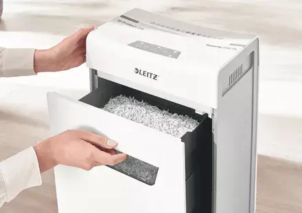 Paper Shredder Leitz IQ Protect Premium 6M P5 Photo 8