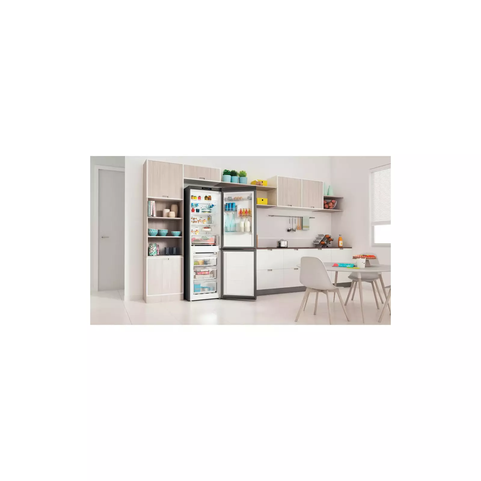 INDESIT INFC8 TI21W Photo 10