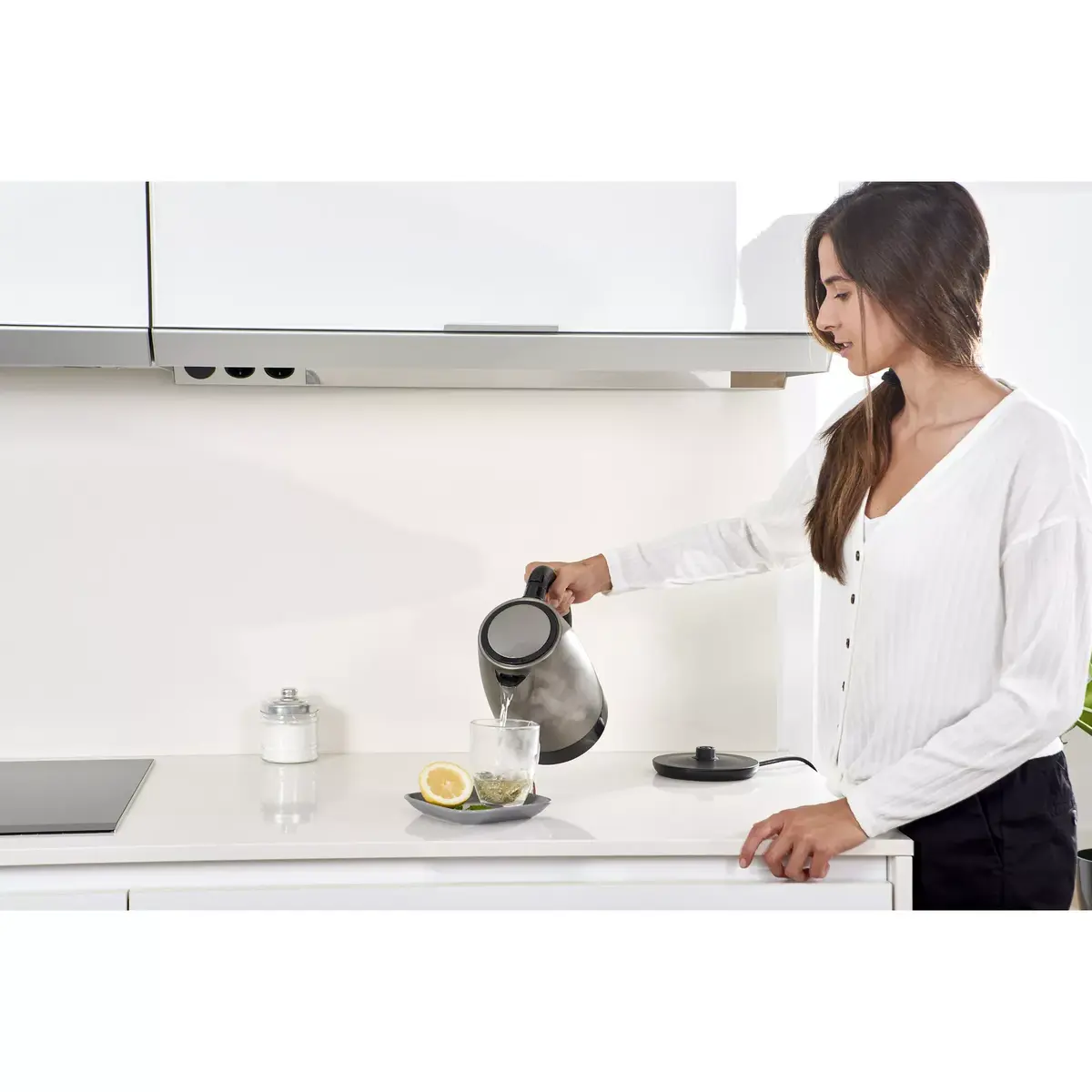 Electric kettle Black & Decker BXKE2201E Photo 7