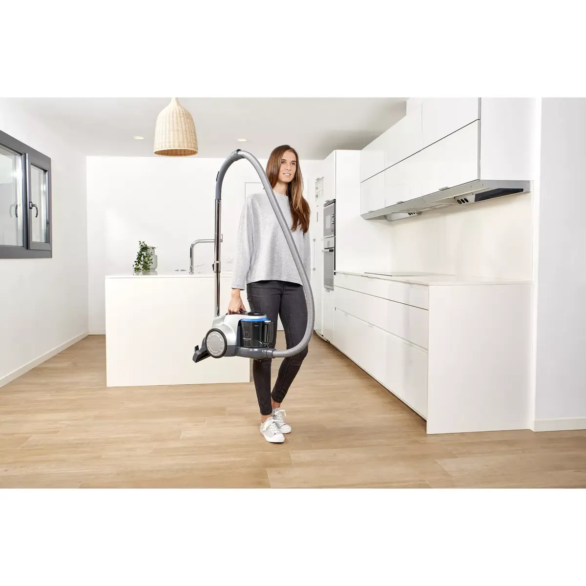 Black & Decker BXVML700E цилиндрический пылесос Photo 17