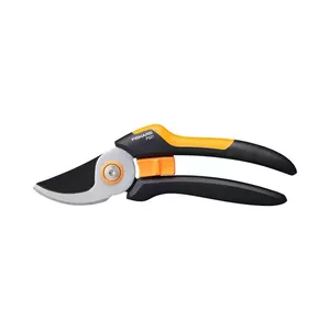 Pruning shears Fiskars Solid M P321 — hand pruners for branches and shrubs