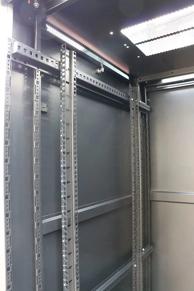 Extralink Freestanding Rackmount Cabinet 42U Photo 4
