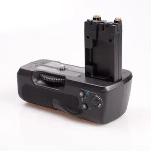 Akumulatora rokturis Meike priekš Sony A500 A550 — vertikālai fotografēšanai, modelis DV00BG0030