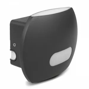 LED настенный светильник MACLEAN MCE366 с датчиками сумерек и движения