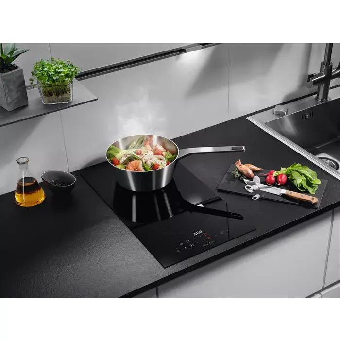 Indukcijas plīts virsma AEG IKB32300CB Photo 3
