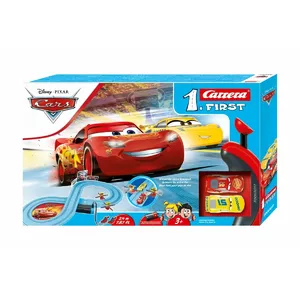 CARRERA Automašīnu sacensības beidzas