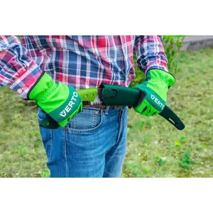Pruning saw Verto 15G101, blade length 35 cm, for wood, green handle