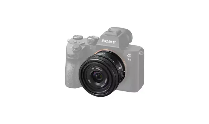 Широкоугольный объектив Sony FE 24 mm F2.8 G MILC Photo 5