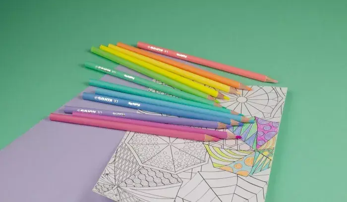 Цветные карандаши KORES KOLORES PASTEL 3 мм, 12 цветов Photo 1