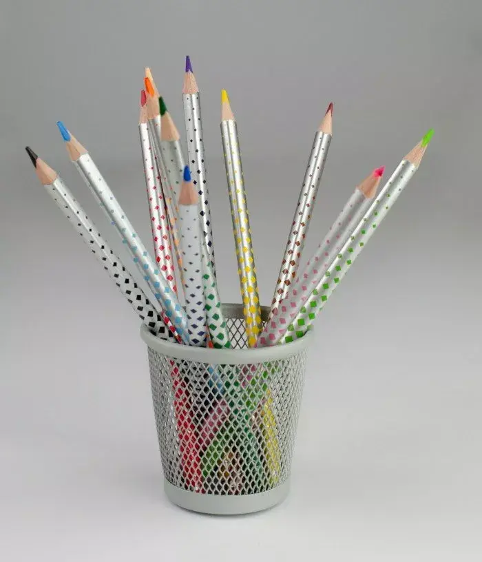 KORES KOLORES MAGIK trīsstūrveida 3 mm zīmuļi 12 gab. Photo 5