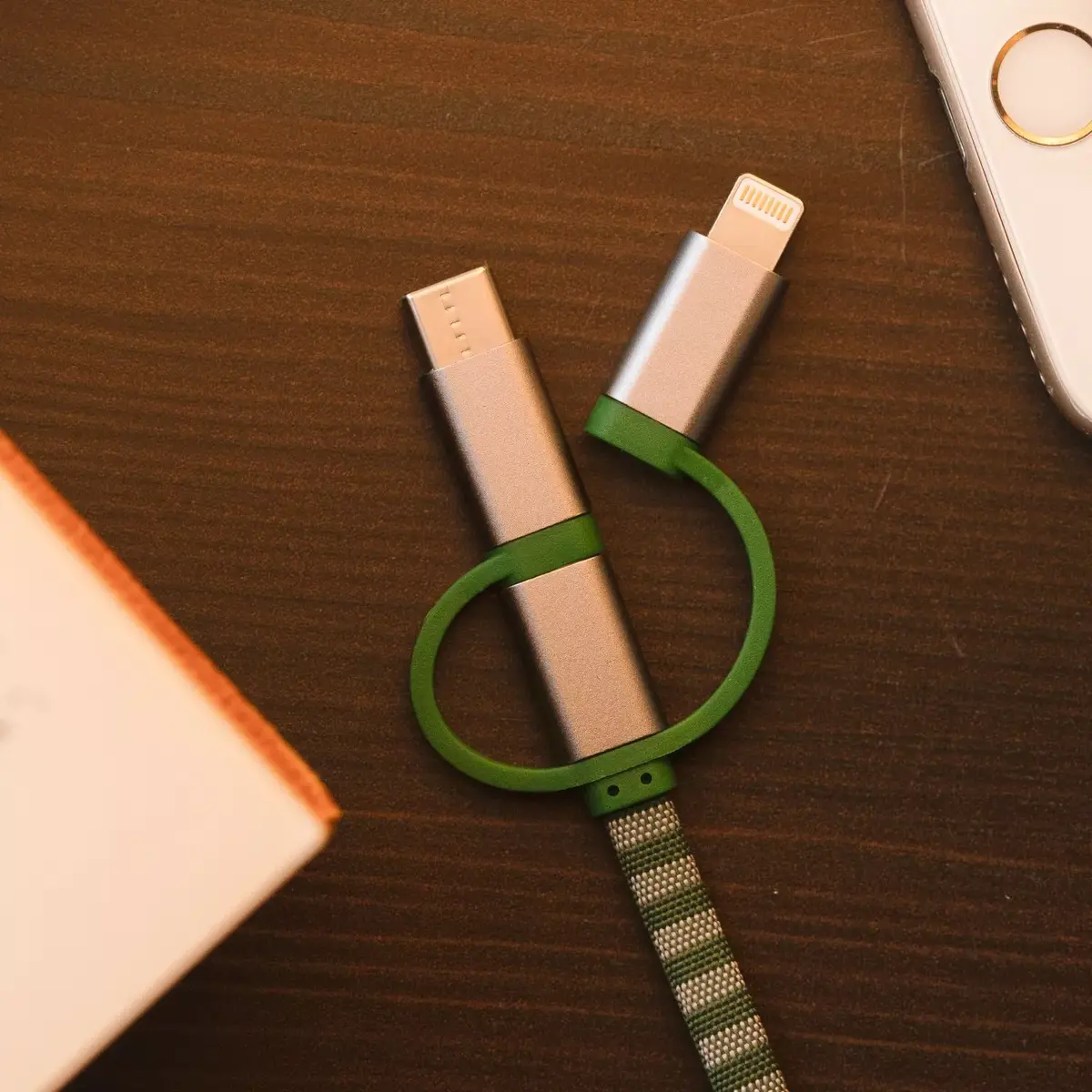 USB Cable Thumbs Up 1002654 Photo 8