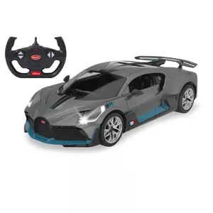 На дороге гоночная машина Jamara Bugatti Divo